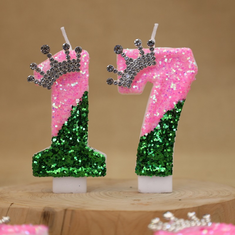 輝くライトグリーンのプリンセスクラウン誕生日ナンバーキャンド - Holiday Candle Set のレビューと価格