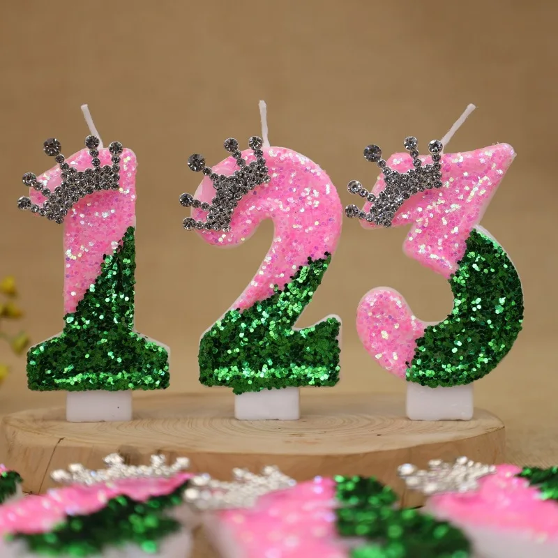 輝くライトグリーンのプリンセスクラウン誕生日ナンバーキャンド - Holiday Candle Set のレビューと価格