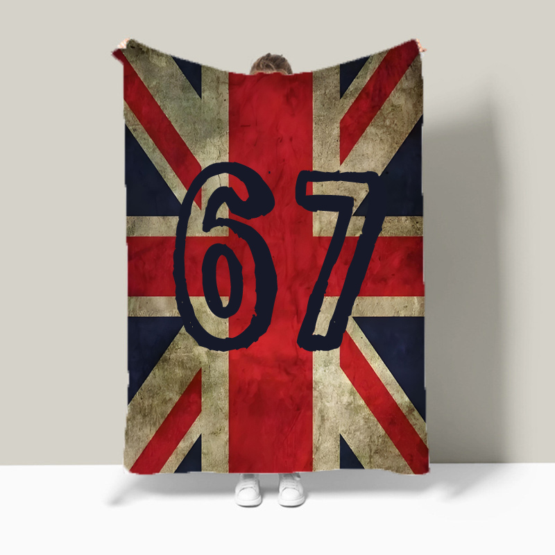 ユニオンジャック旗ミーム番号「67」ソフトフランネルベッドカ - Christmas Throw Blanket のレビューと価格
