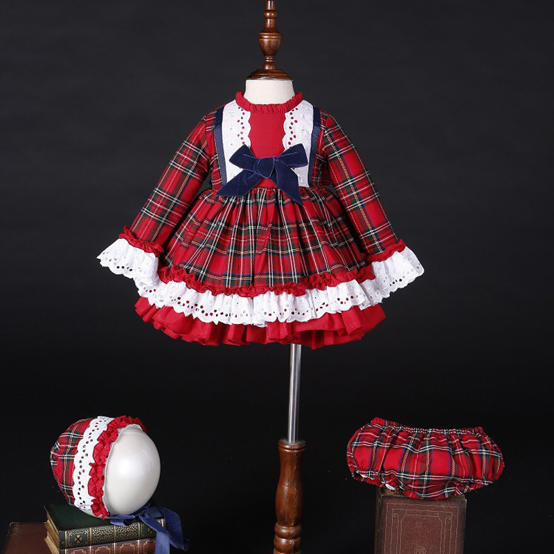 女の赤ちゃん秋冬クリスマス赤チェック柄ヴィンテージスペインポ - Christmas Throw Blanket のレビューと価格